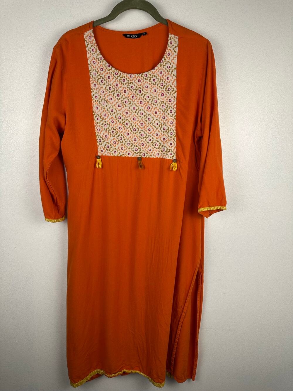 Zudio women's orange straight kurta contrasting printed geometric yoke XL